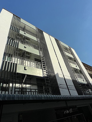 Condo · Sathon, bangkok — photo 1