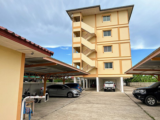 Condo · Bang Lamung, chon_buri — photo 1