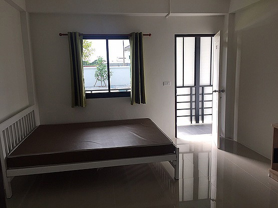 Condo — photo 3