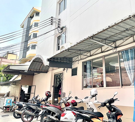 Condo · bangkok — photo 3