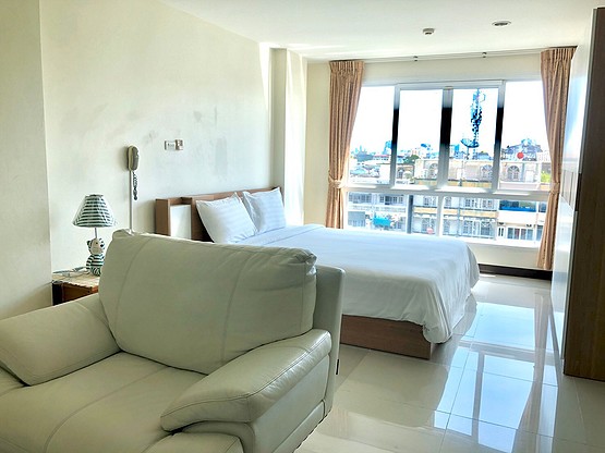 Condo · Sathon, bangkok — photo 5