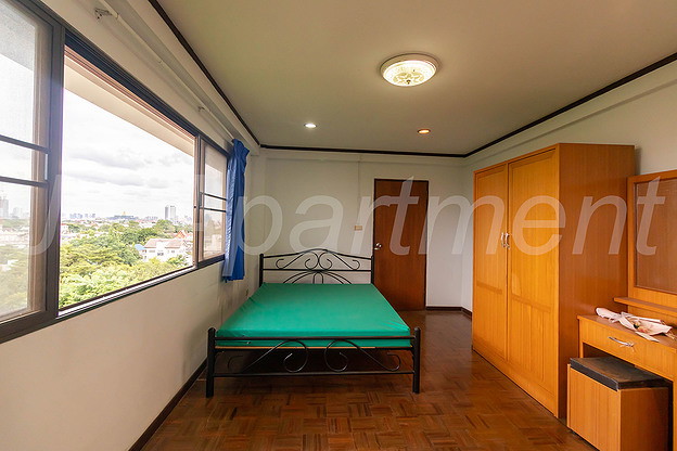 Condo · bangkok — photo 3