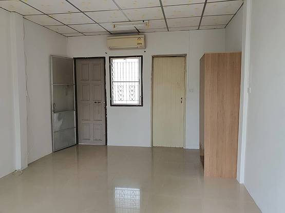 Condo · Khlong San, bangkok — photo 1