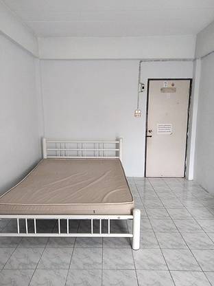 Condo · Bang Khun Thian, bangkok — photo 4