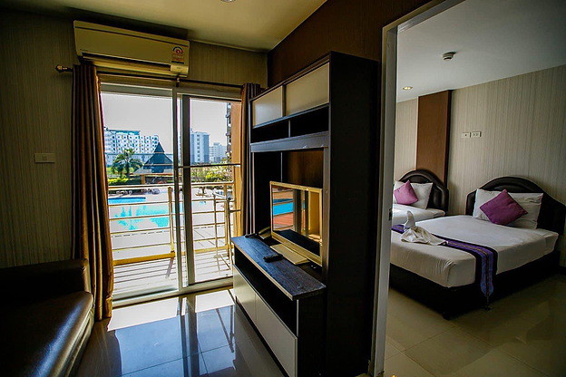 Condo — photo 4