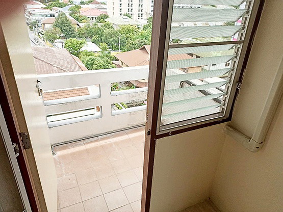 Condo · Huai Khwang, bangkok — photo 4