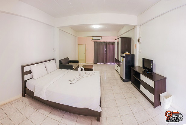 Condo — photo 2