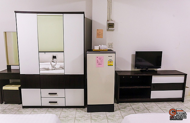 Condo — photo 3
