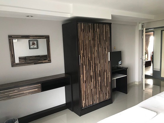 Condo · Mueang Samut Prakan — photo 5
