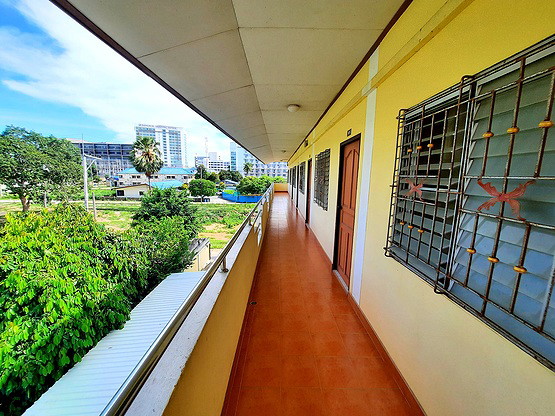 Condo · Bang Lamung, chon_buri — photo 3