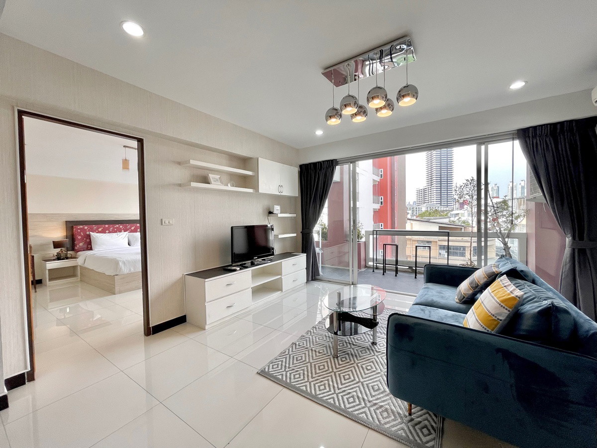 Condo · Sathon, bangkok — photo 3