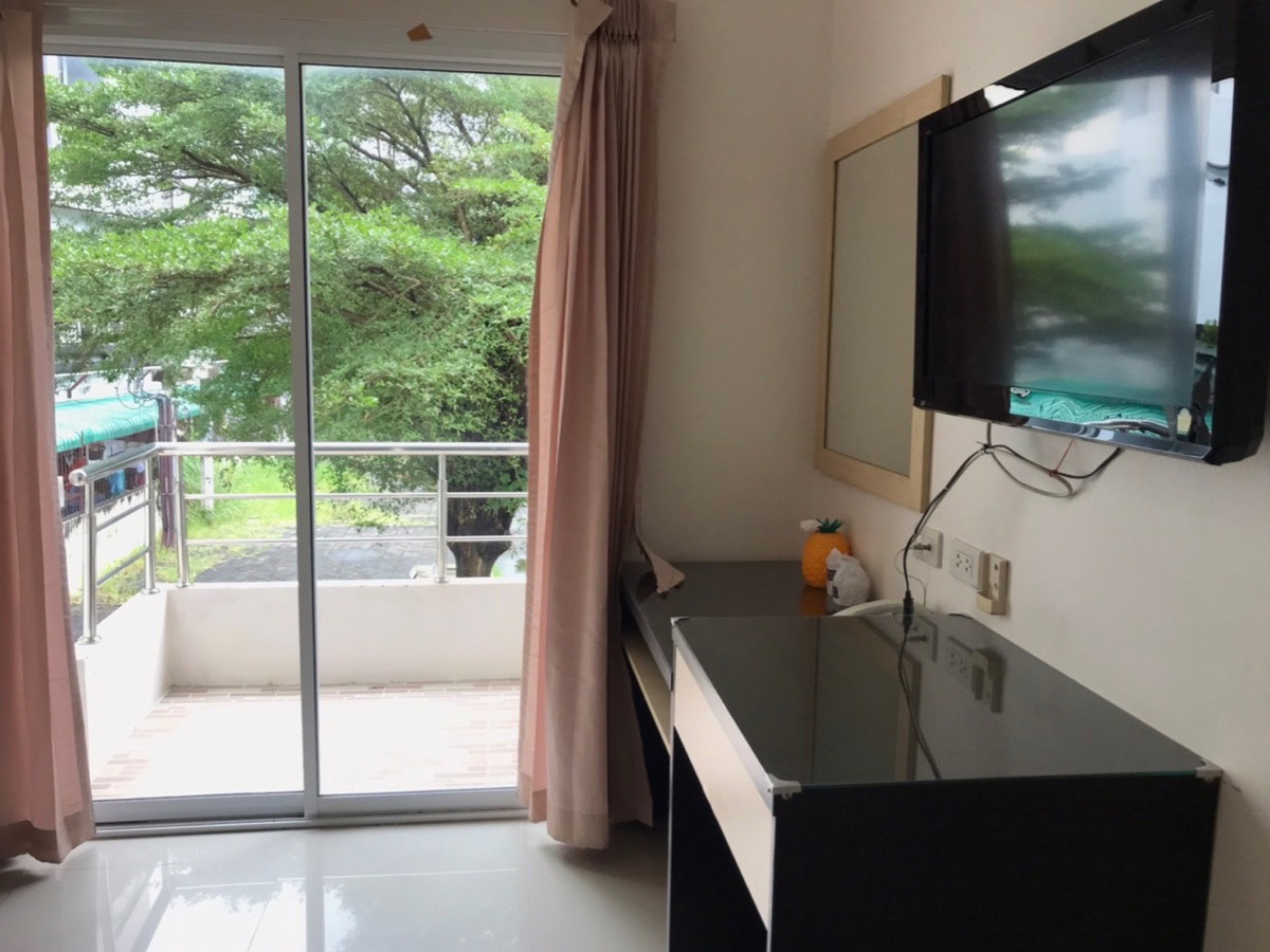 Condo — photo 5