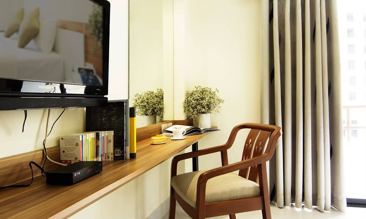 Condo — photo 2