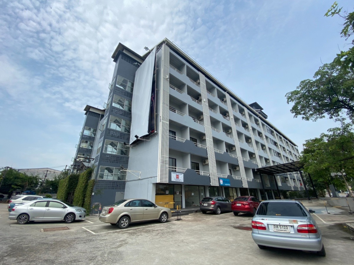 Condo — photo 5