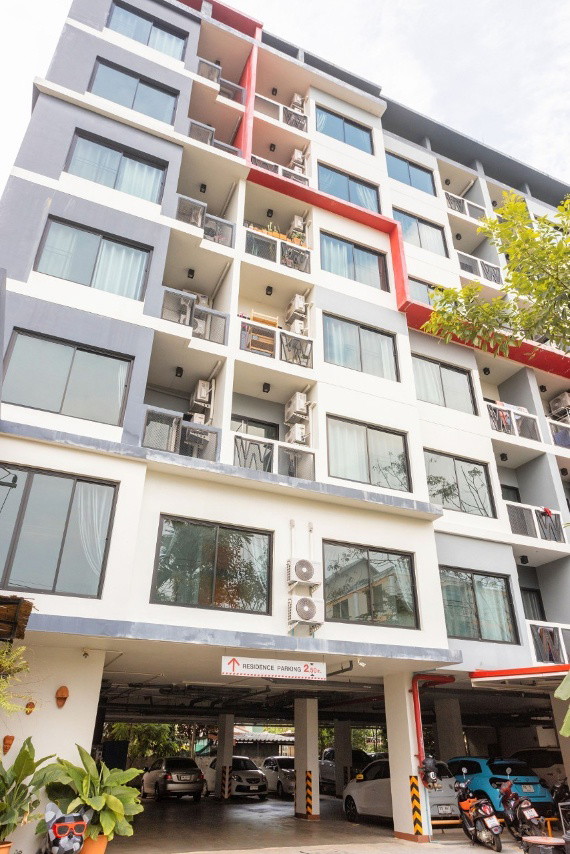 W.living — photo 2