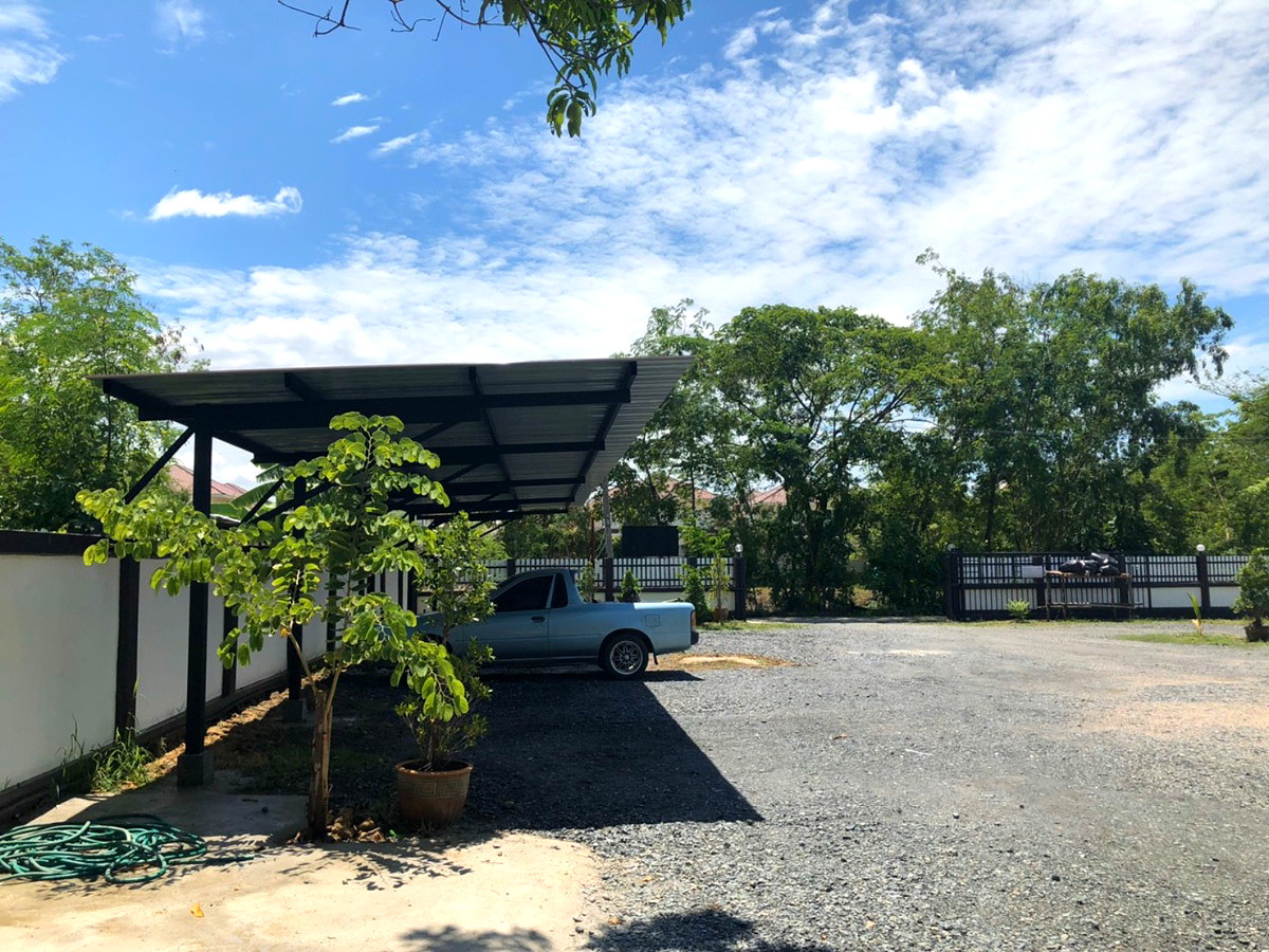 Pictures of Baan  PINYA 6/9
