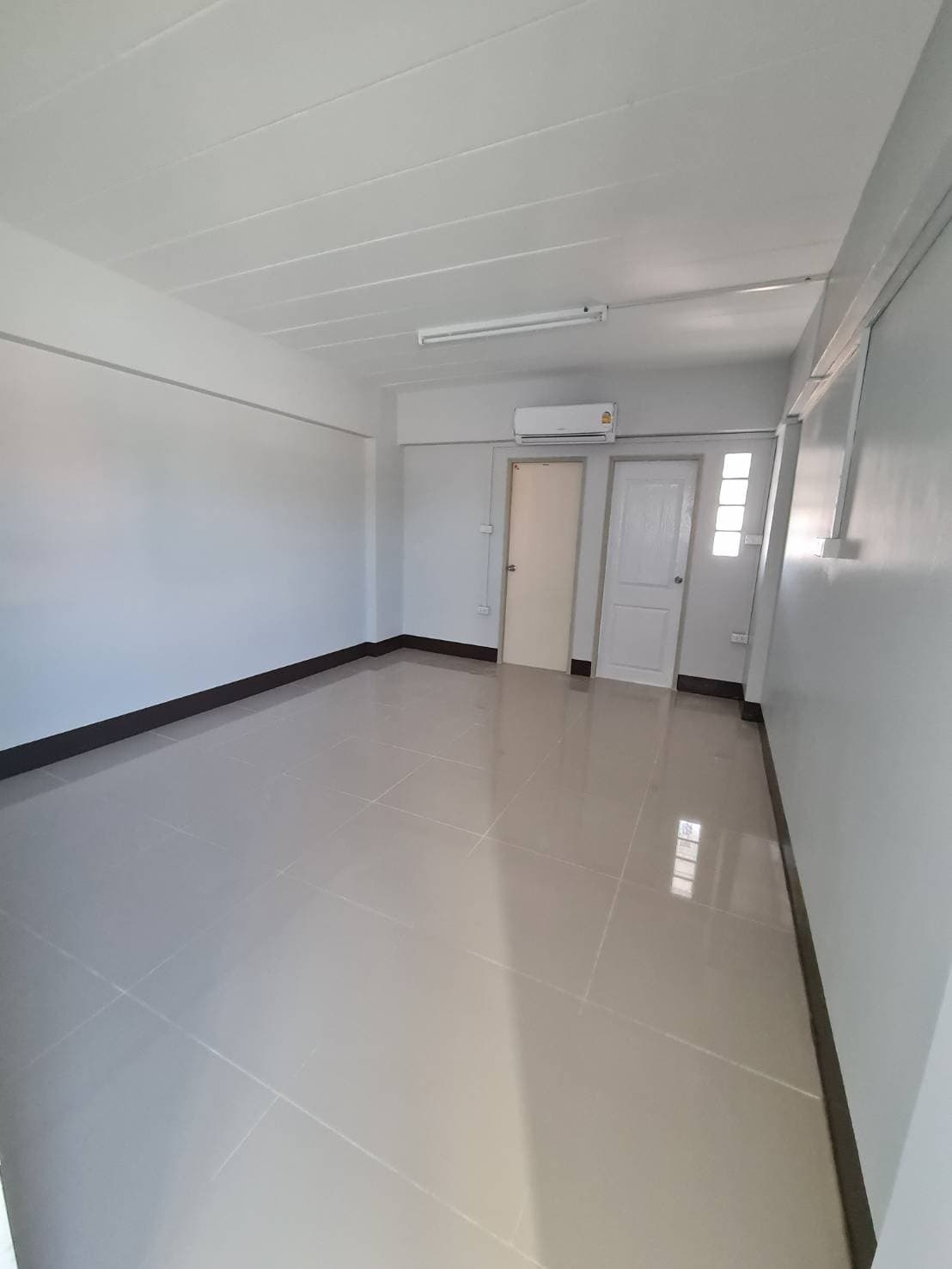 Condo · Mueang Chon Buri, chon_buri — photo 1