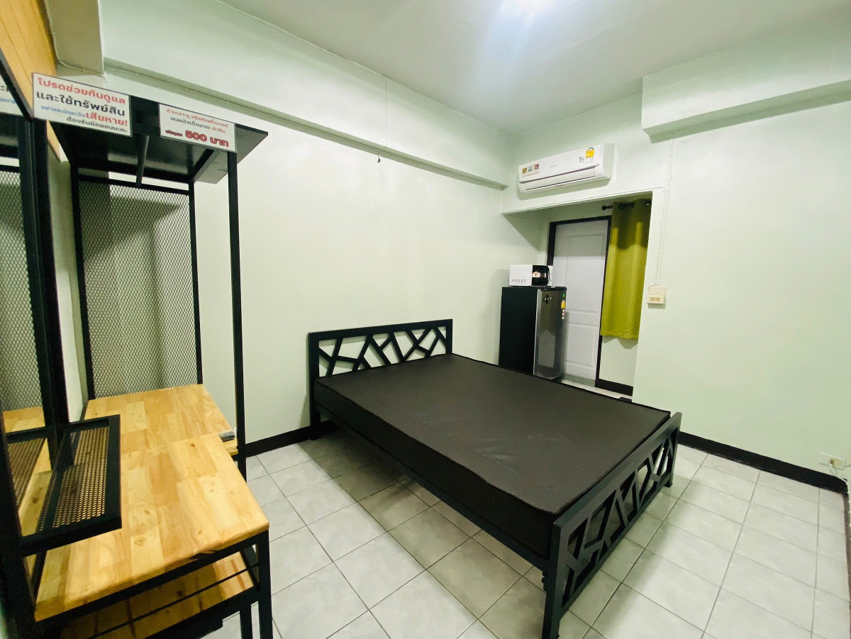 Condo · Bangkok Yai, bangkok — photo 1