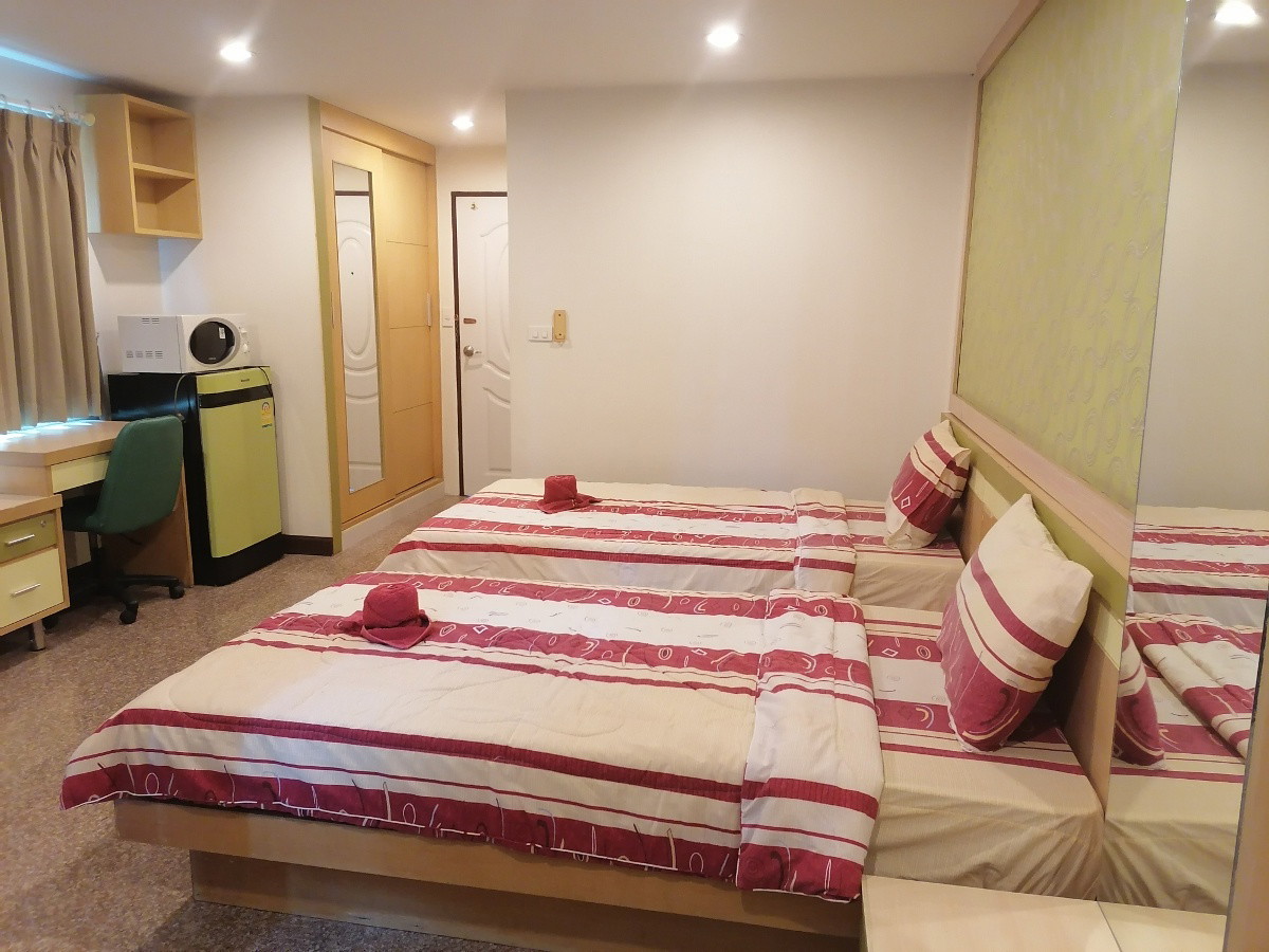 Condo — photo 2
