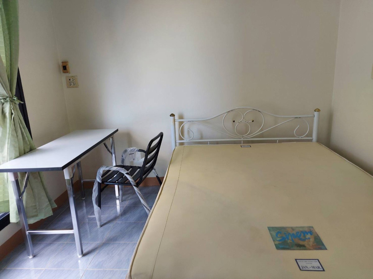 Condo — photo 3