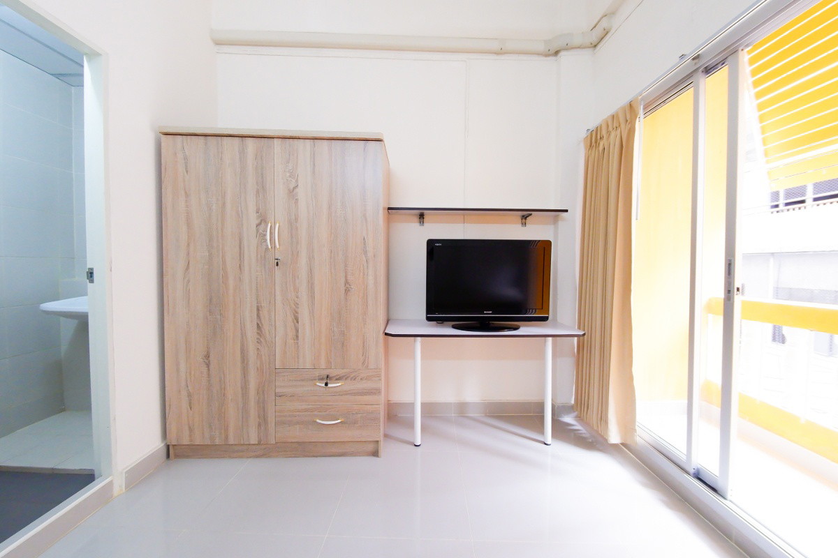Condo · Khlong San, bangkok — photo 5