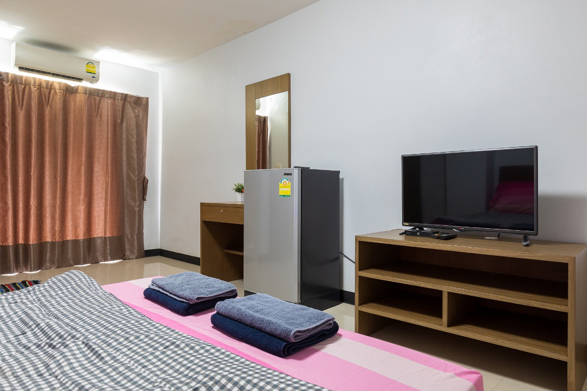 Condo · Huai Khwang, bangkok — photo 5