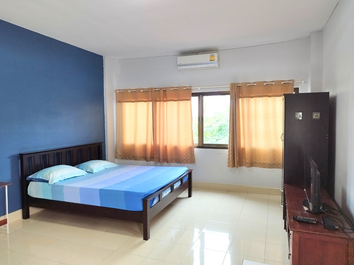 Pictures of Siwakro apartment  1/8