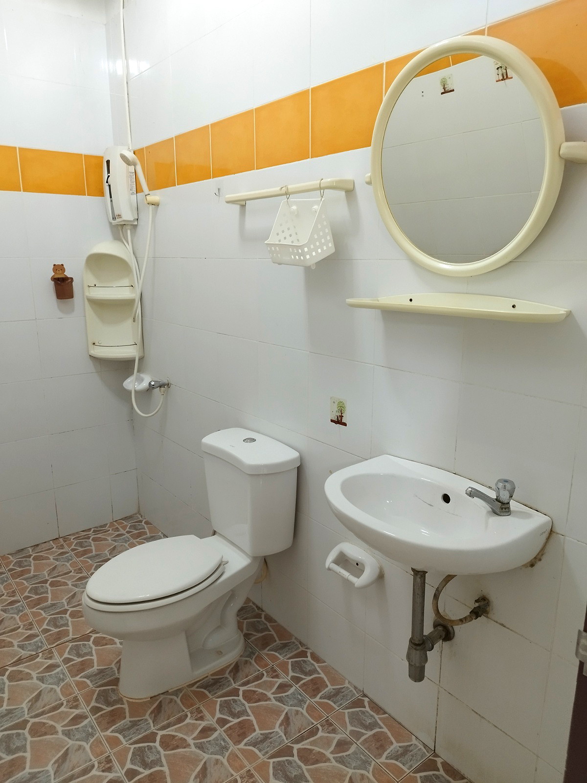 Pictures of Siwakro apartment  8/8