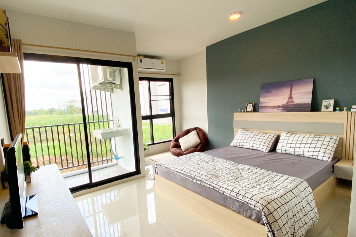 Condo — photo 2
