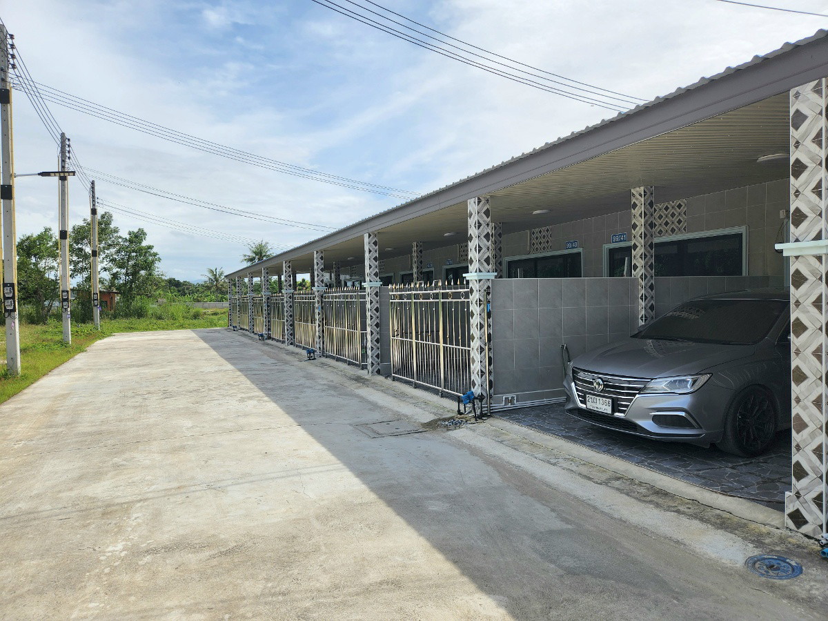 Condo · chon_buri — photo 1
