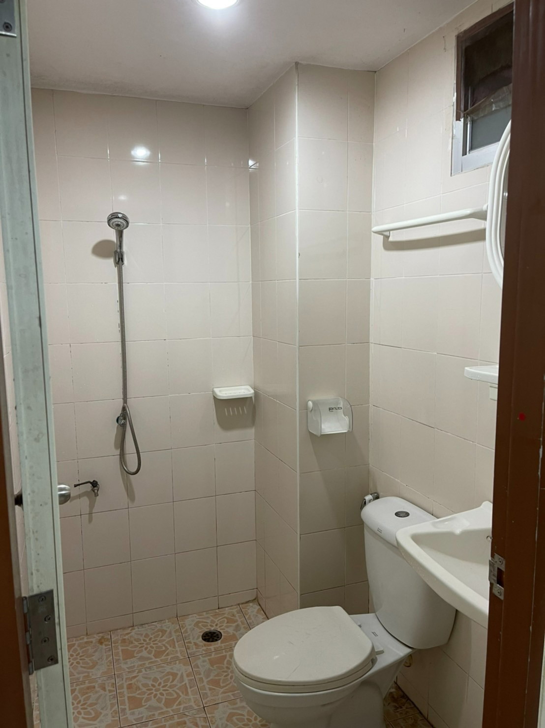 Condo · Mueang Chon Buri, chon_buri — photo 3