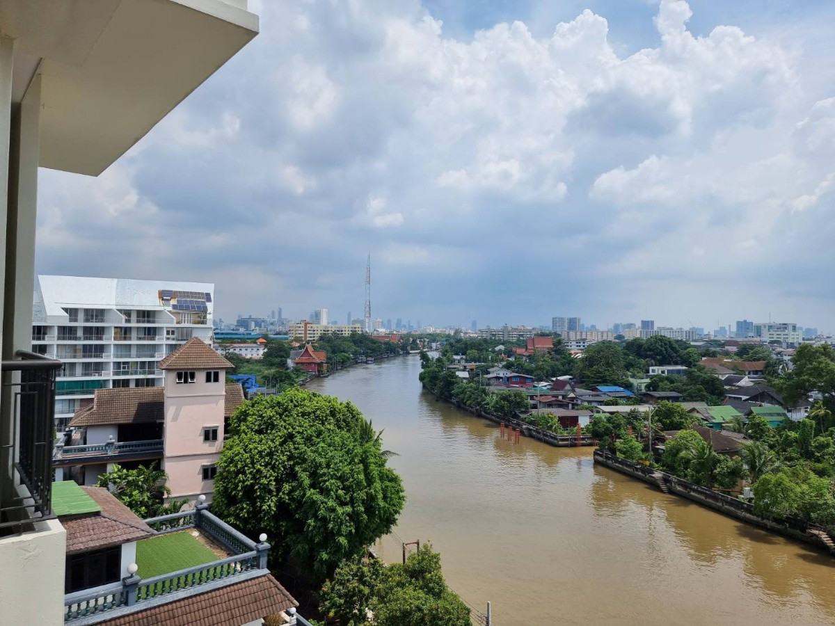 Condo · Bangkok Noi, bangkok — photo 2