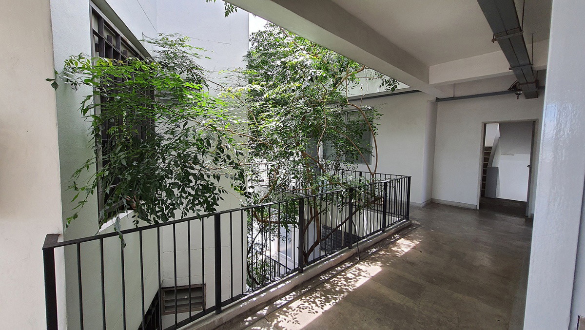Condo · Wang Thonglang, bangkok — photo 2