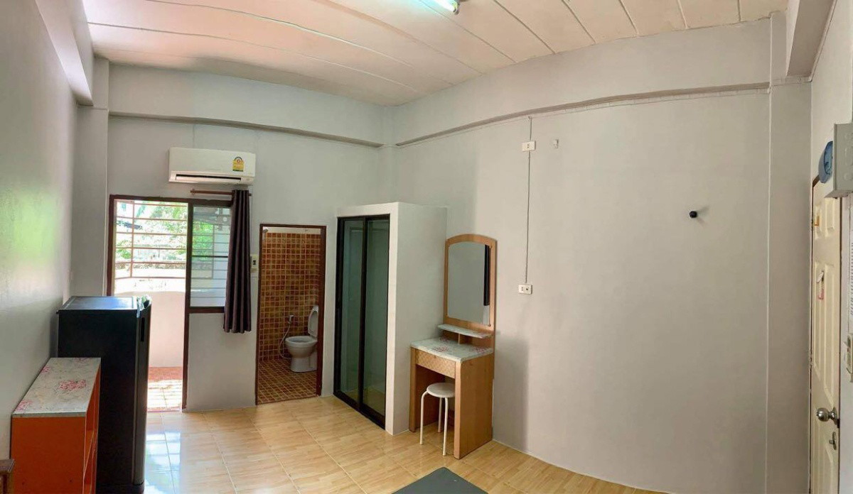 Condo — photo 5