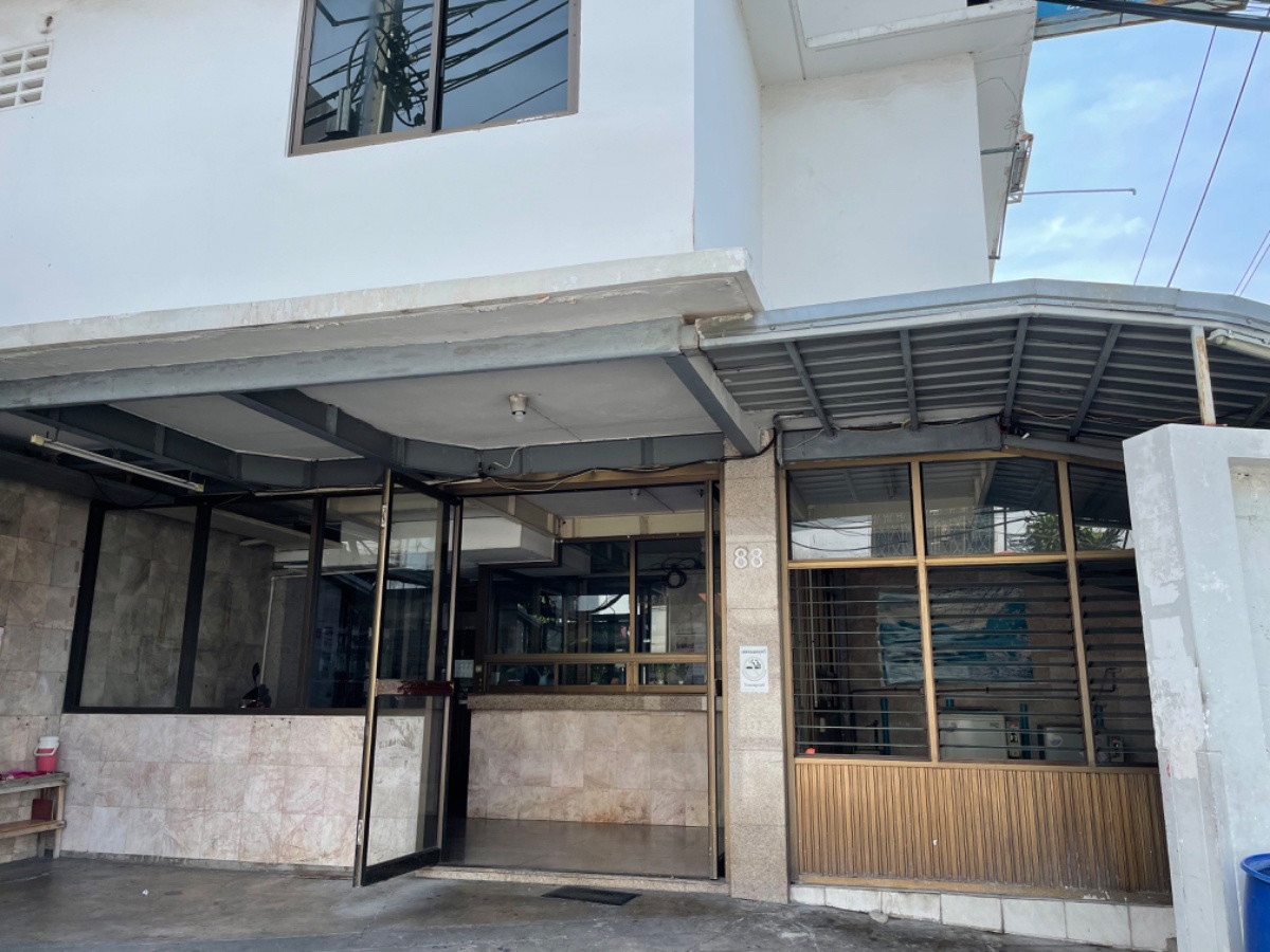 Condo · bangkok — photo 1