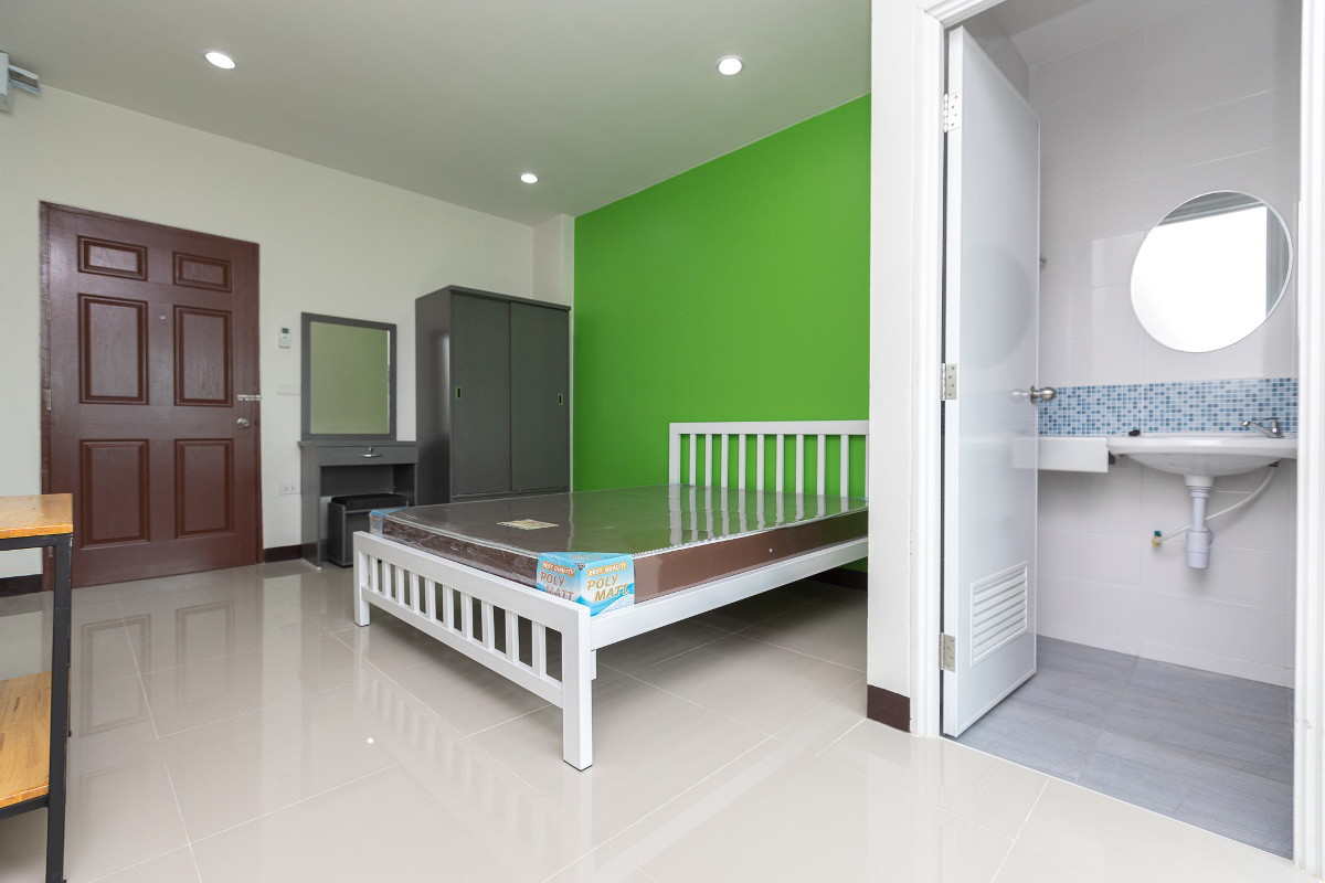 Condo · Mueang Chon Buri, chon_buri — photo 4