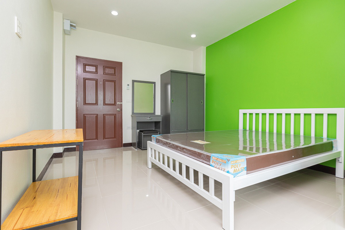 Condo · Mueang Chon Buri, chon_buri — photo 3