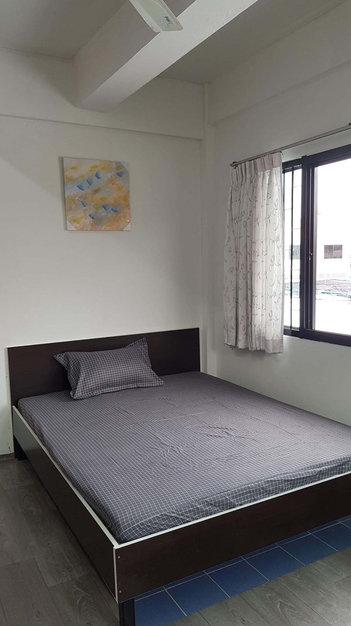 Condo — photo 2
