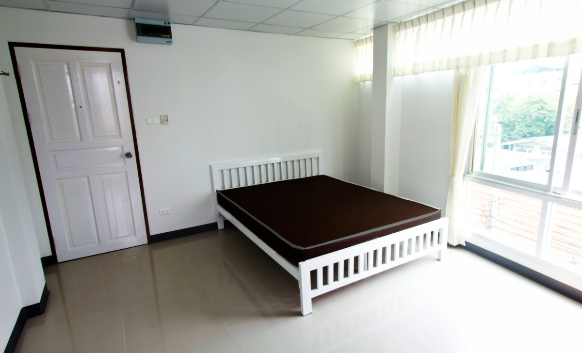 Condo · bangkok — photo 3