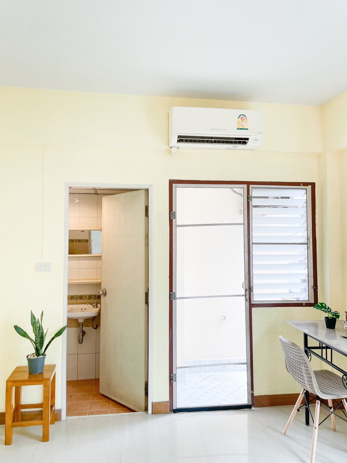 Condo · Wang Thonglang, bangkok — photo 4