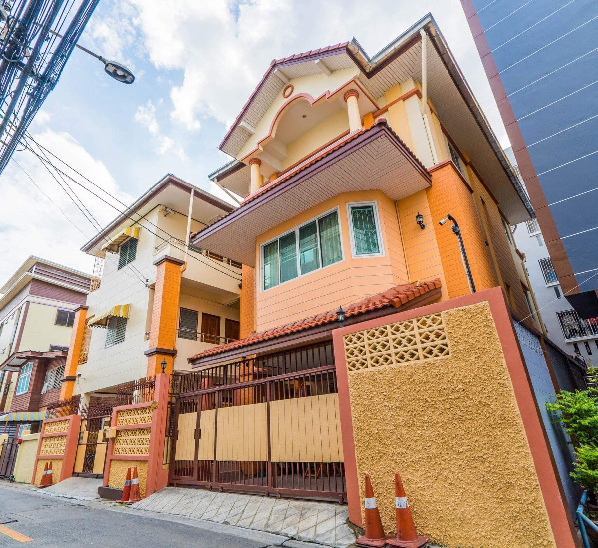 Condo · bangkok — photo 2
