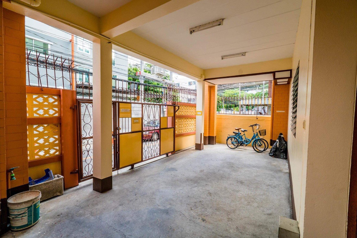 Condo · bangkok — photo 3