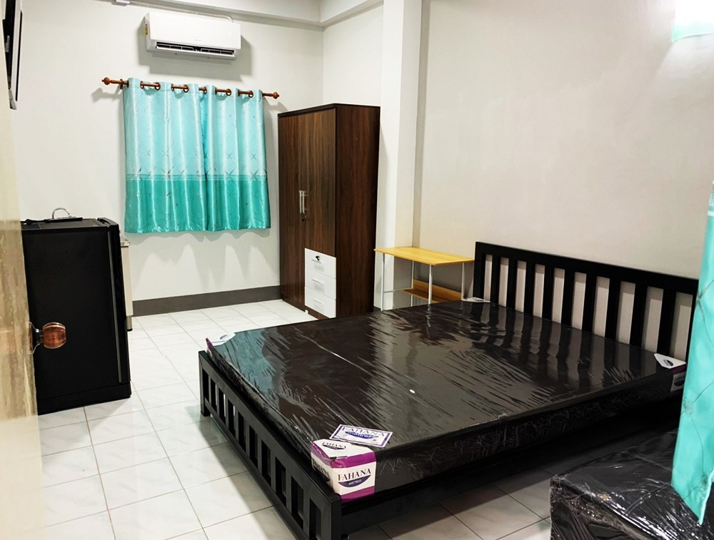Condo — photo 2