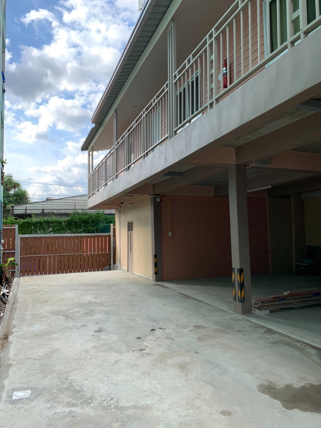 Condo · Phra Pradaeng — photo 3