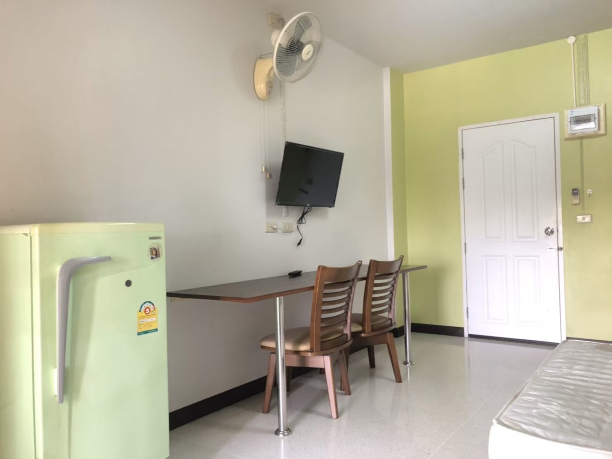 Condo — photo 5