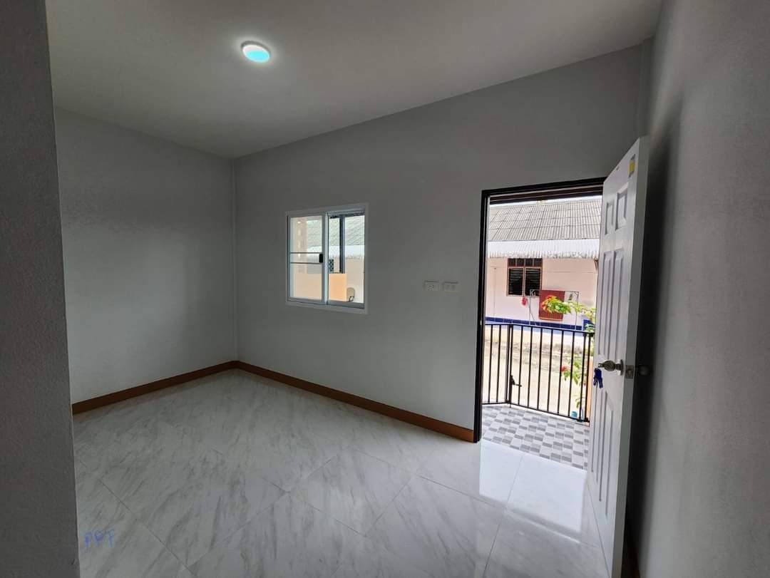 Condo — photo 3