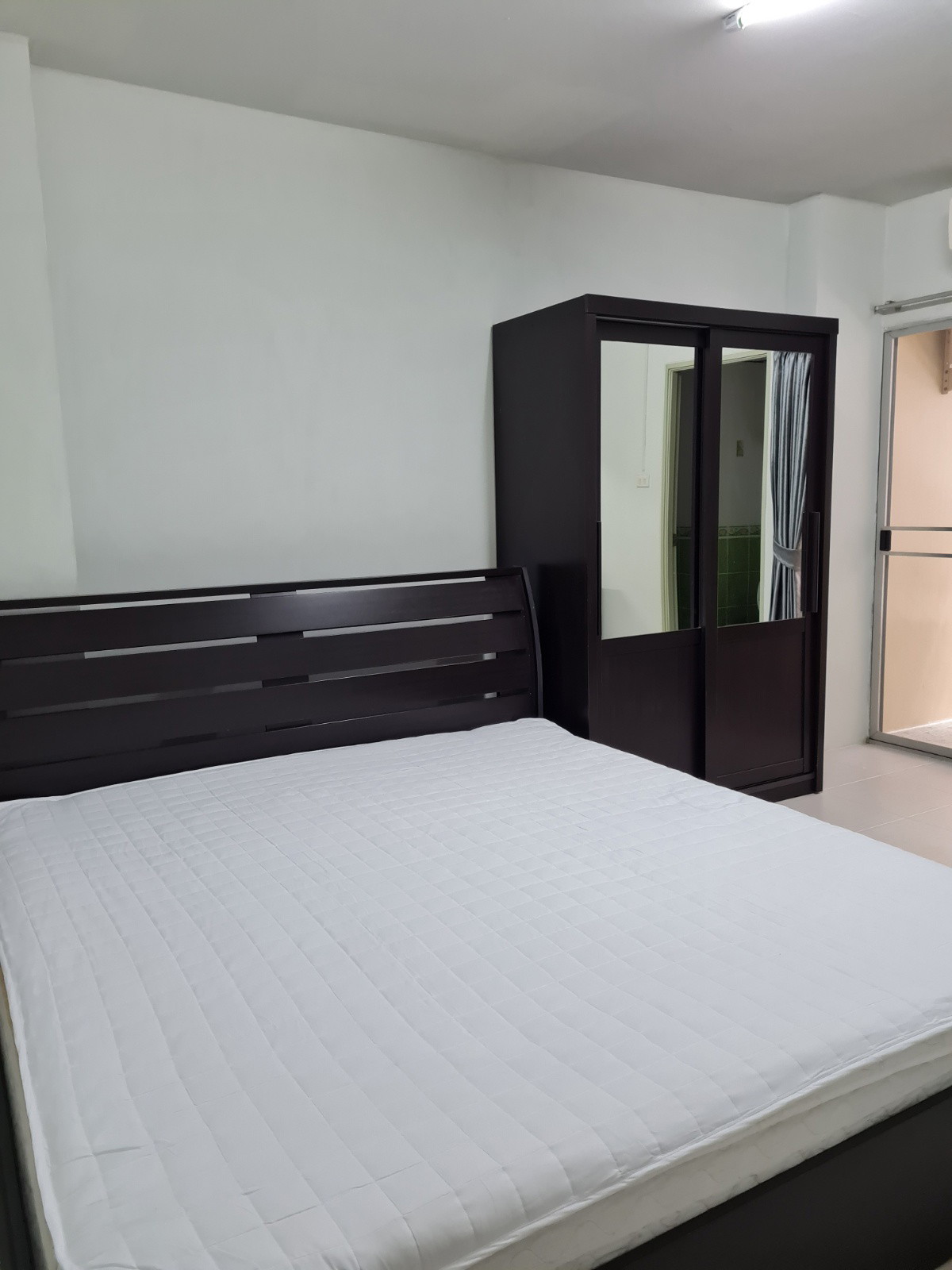 Condo · Wang Thonglang, bangkok — photo 4
