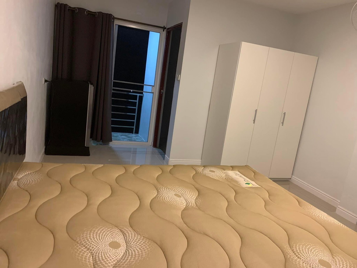 Condo — photo 4