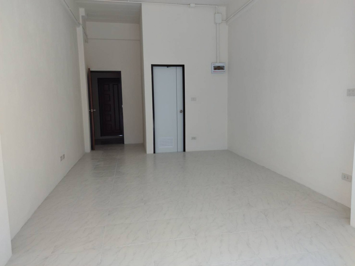 Condo — photo 4