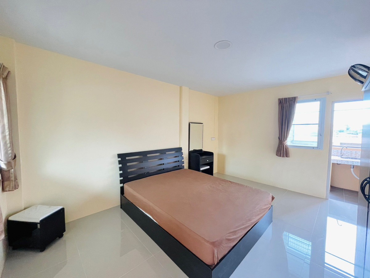 Condo · Bang Bua Thong — photo 2